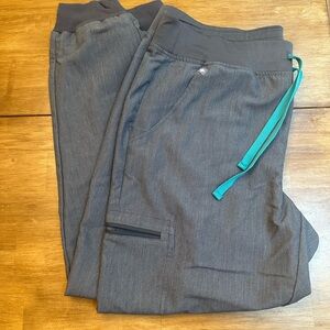 Figs Zamora joggers size L